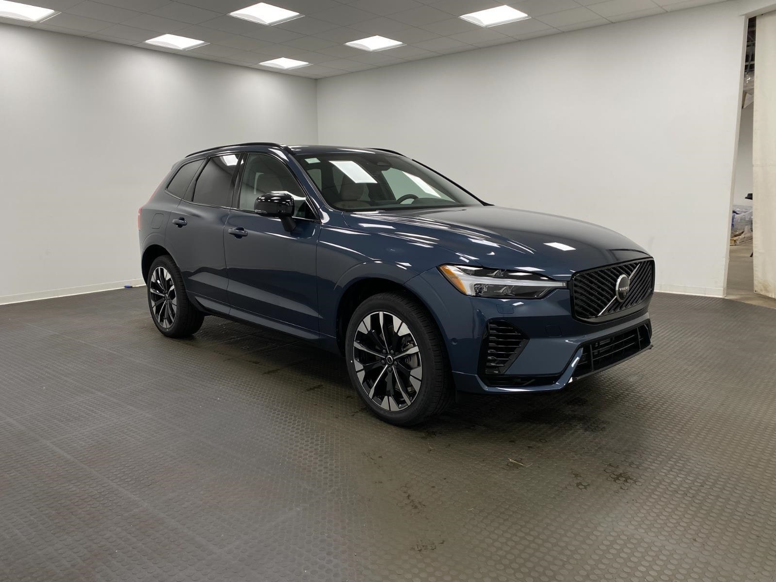 2026 Volvo XC60 T8 Plus Dark AWD's photo