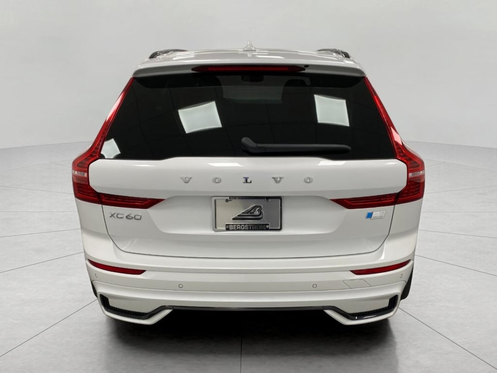 Certified 2024 Volvo XC60 Recharge Plug-In Hybrid T8 Eawd Phev Ultimate Dark Theme SUV