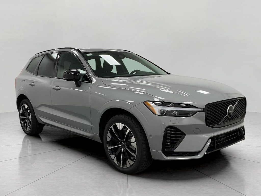 New 2026 Volvo XC60 plug-in hybrid T8 Plus SUV