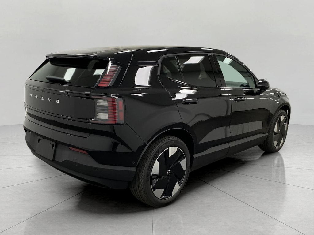 New 2025 Volvo EX30 Twin Motor Ultra SUV