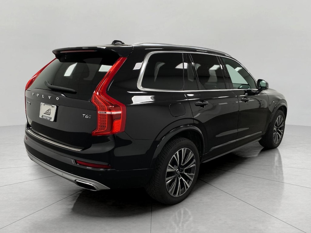 Used 2021 Volvo XC90 T6 AWD Momentum 7P SUV