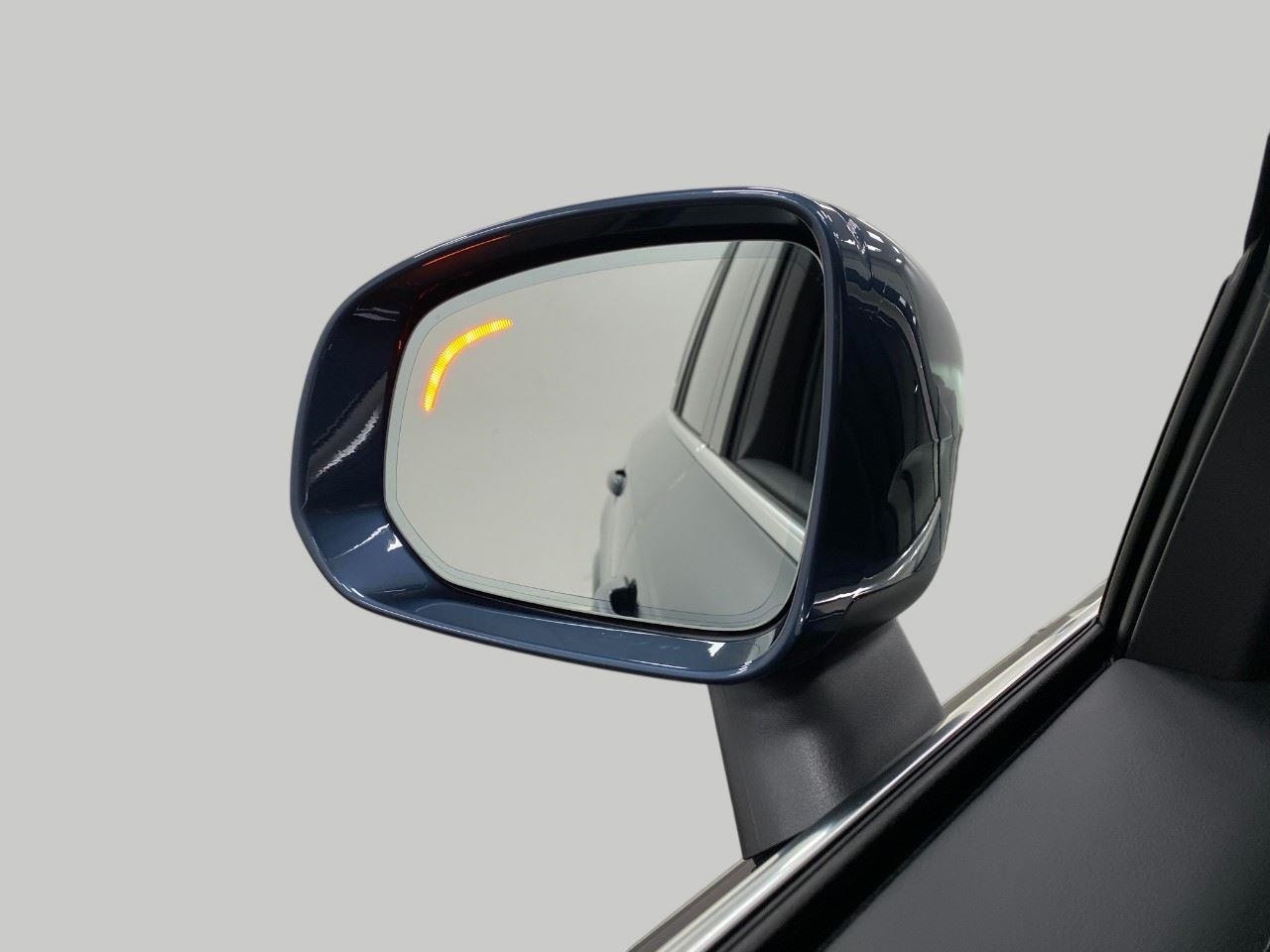 2026 Volvo XC90 Plus - Photo 55