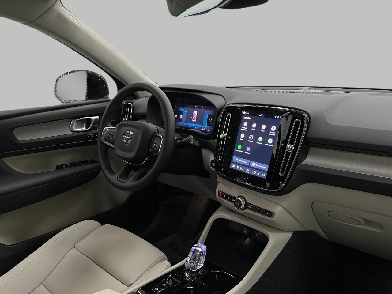2026 Volvo XC40 Ultra - Photo 54