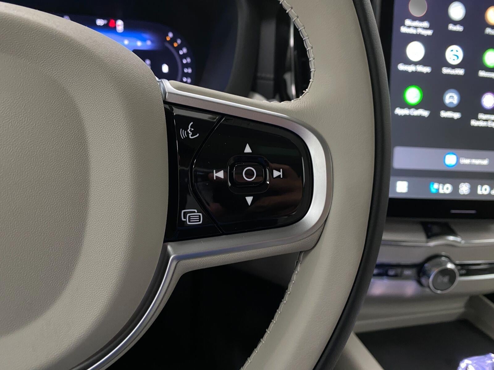 2026 Volvo XC60 Ultra - Photo 16