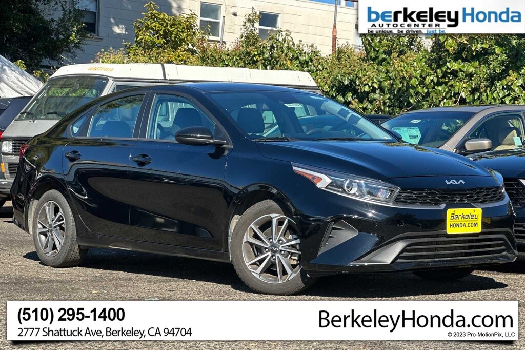 Used 2023 Kia Forte LXS Sedan