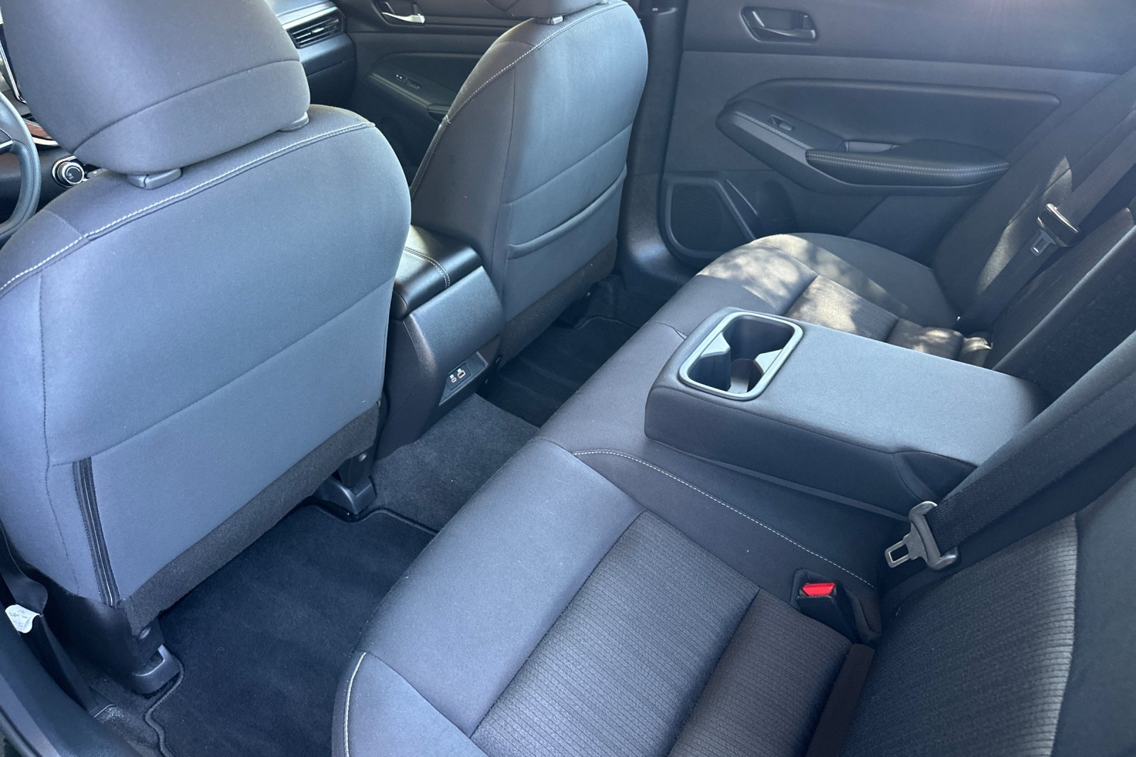 2025 Nissan Altima SV - Photo 10