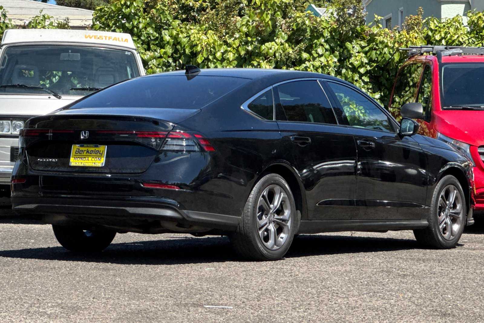 2023 Honda Accord EX photo 4