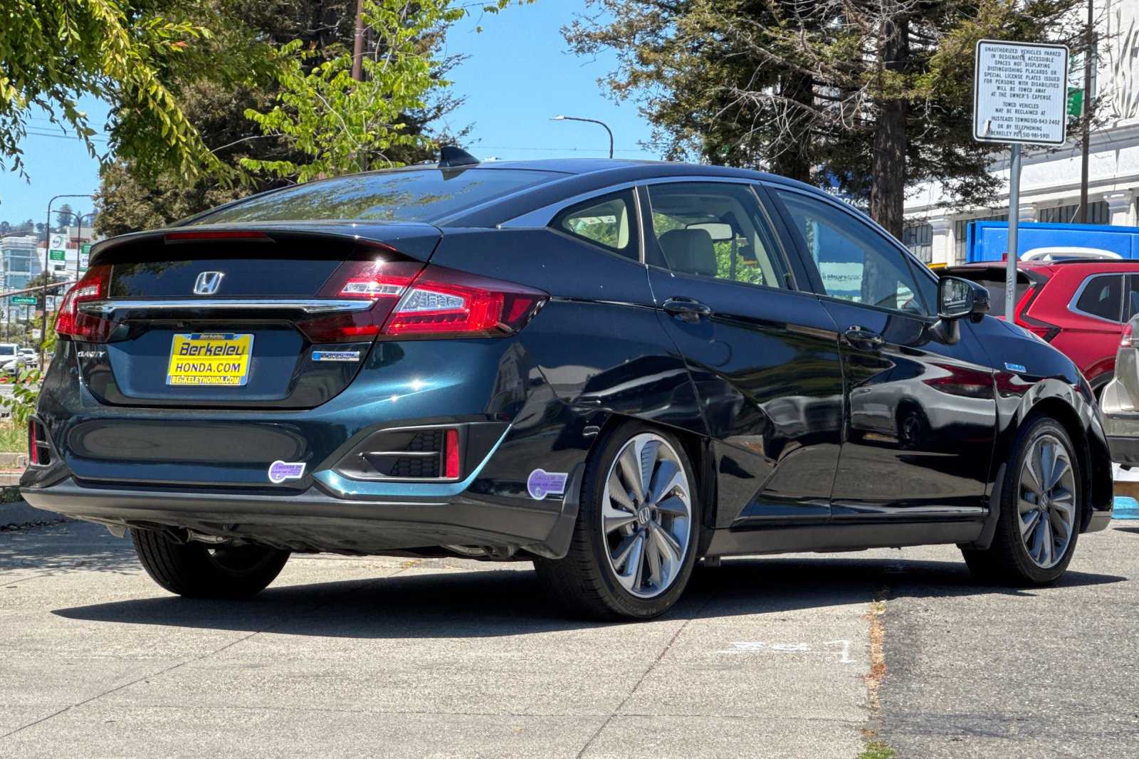 2018 Honda Clarity Plug-In Hybrid photo 2