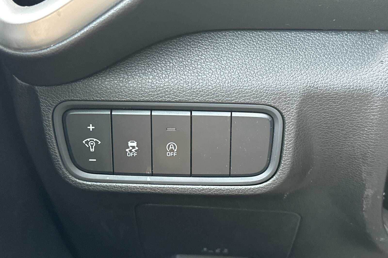 2024 Kia Soul LX - Photo 24