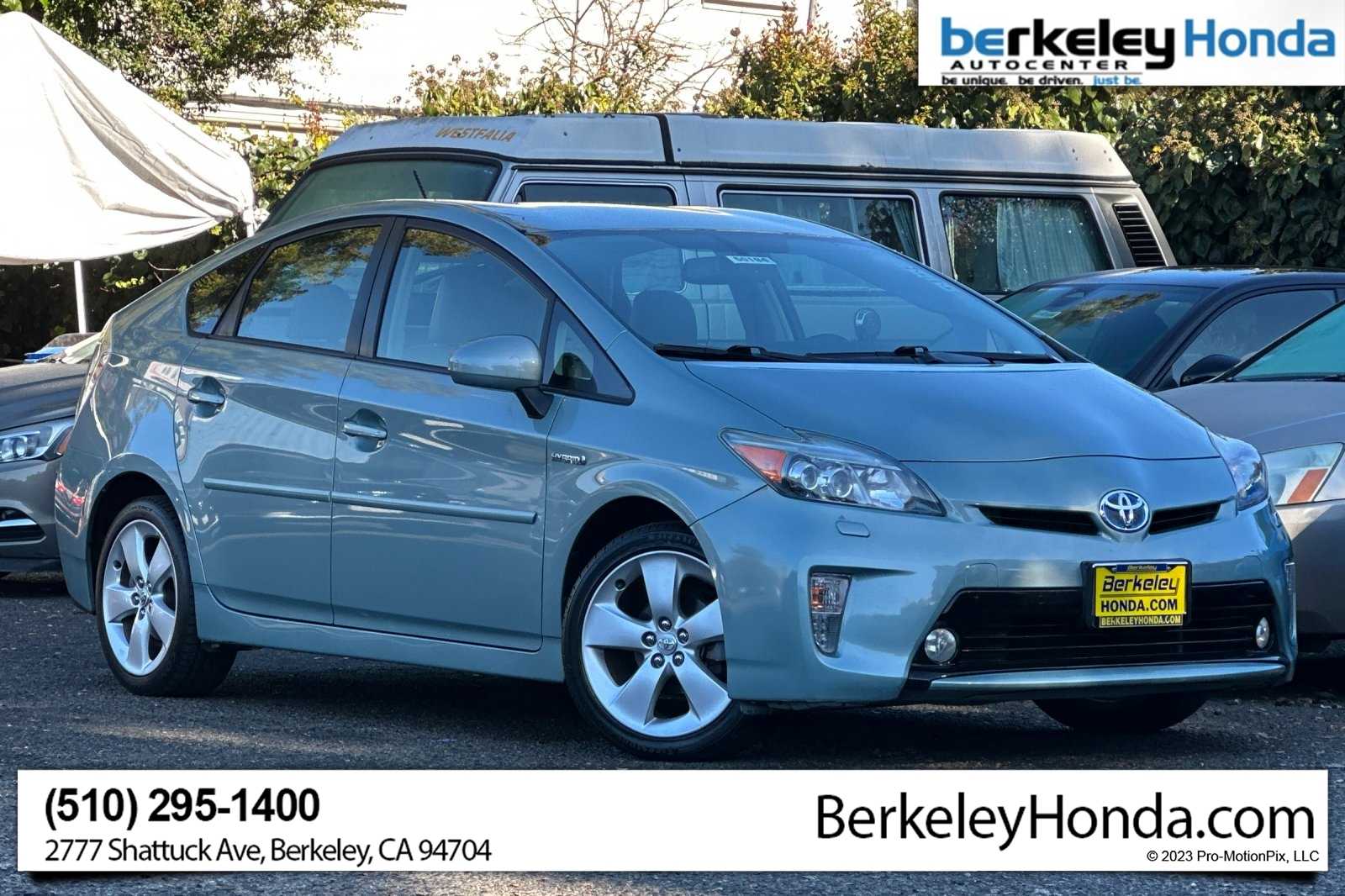 2012 Toyota Prius Two