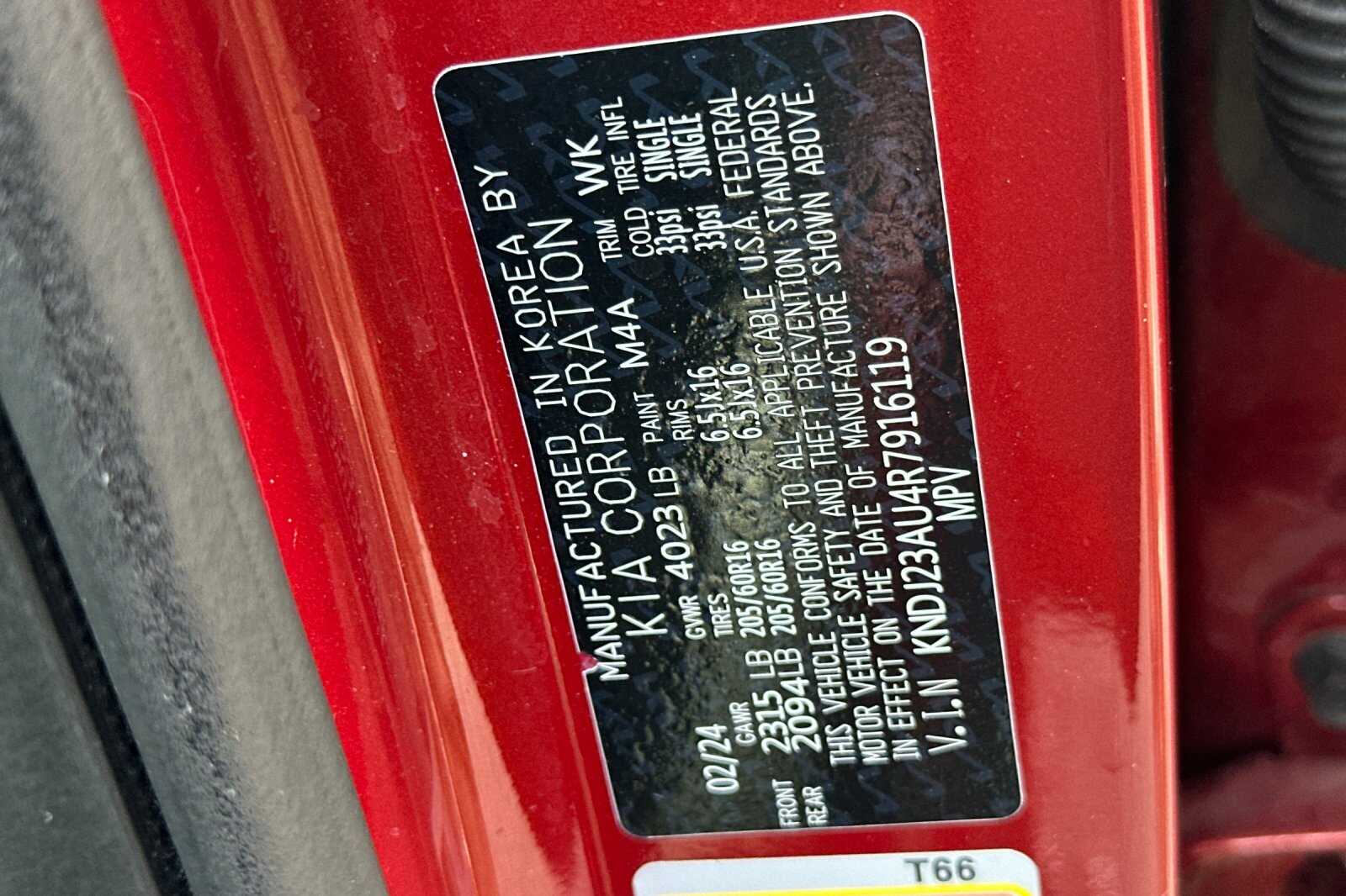 2024 Kia Soul LX - Photo 26