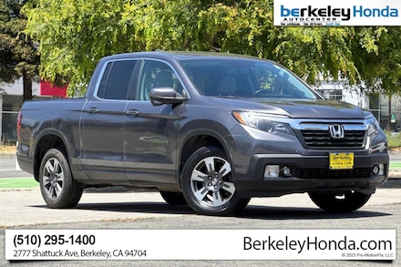 2017 Honda Ridgeline RTL-T Pickup