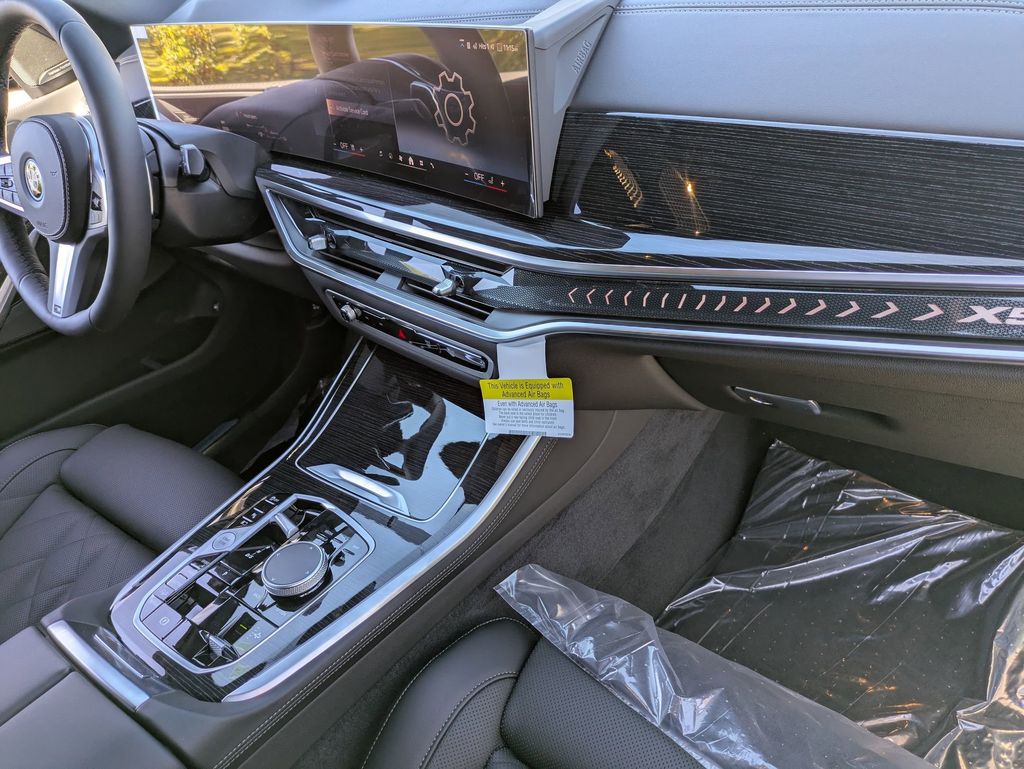 2026 BMW X5 50e - Photo 39