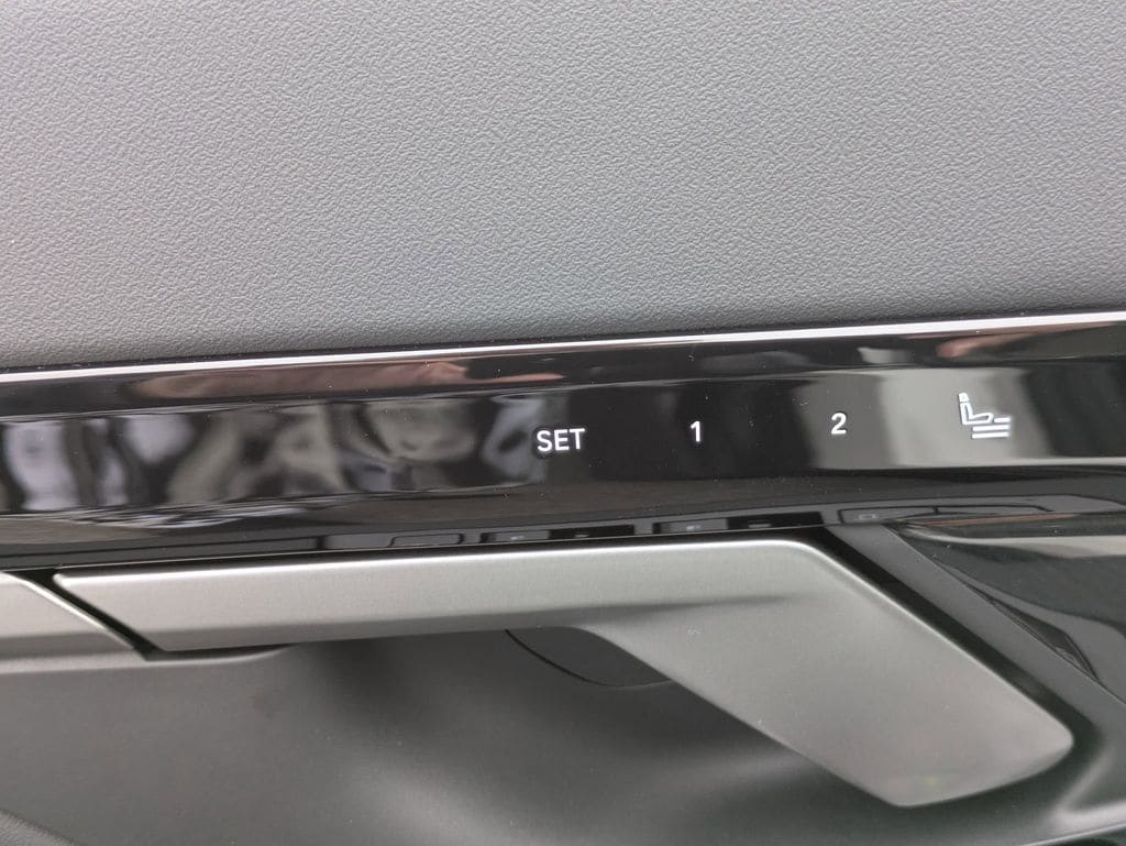 2026 BMW 5 Series 530i - Photo 12