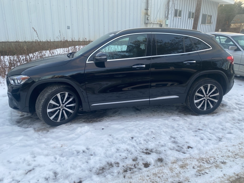 2023 Mercedes-Benz GLA Base's photo