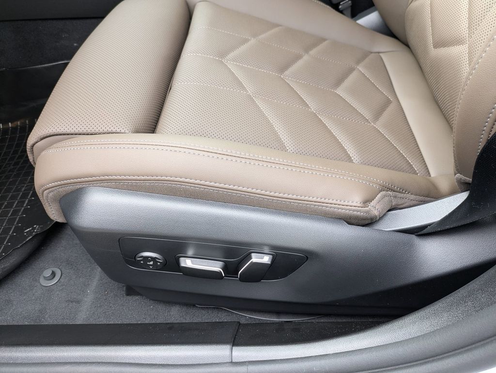 2026 BMW 5 Series 530i - Photo 15