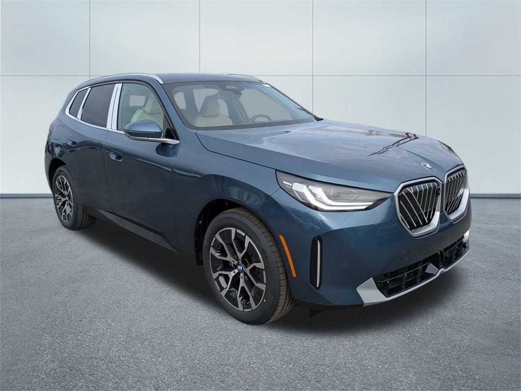 2026 BMW X3 30's photo