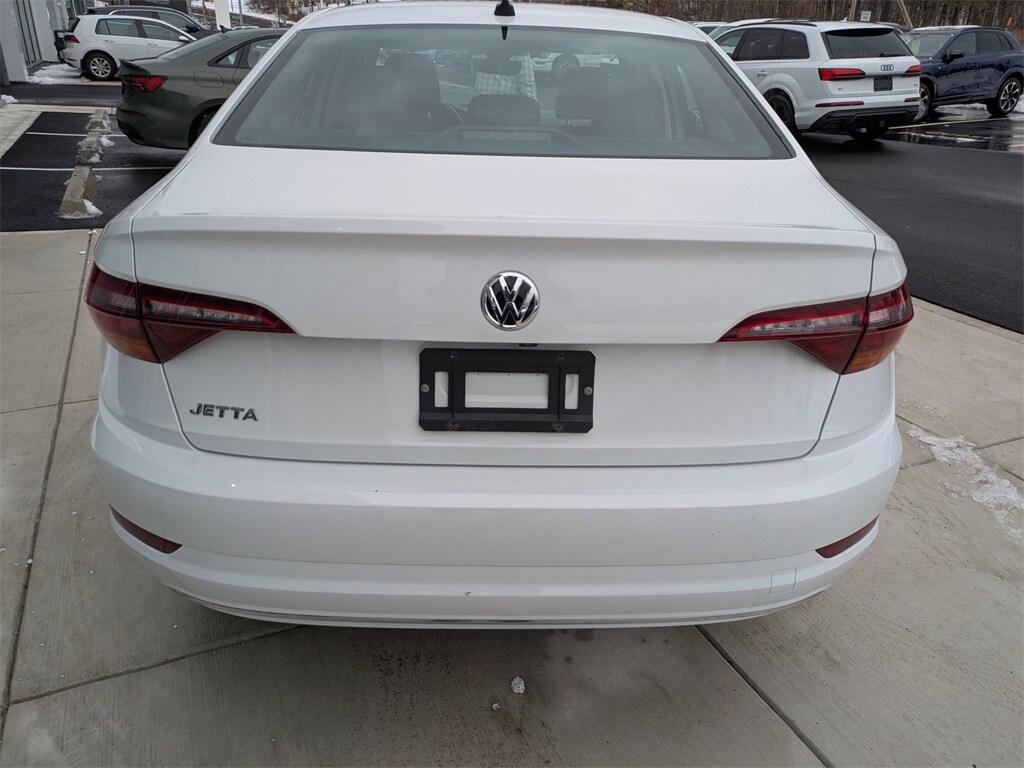 Used 2019 Volkswagen Jetta SEL Sedan