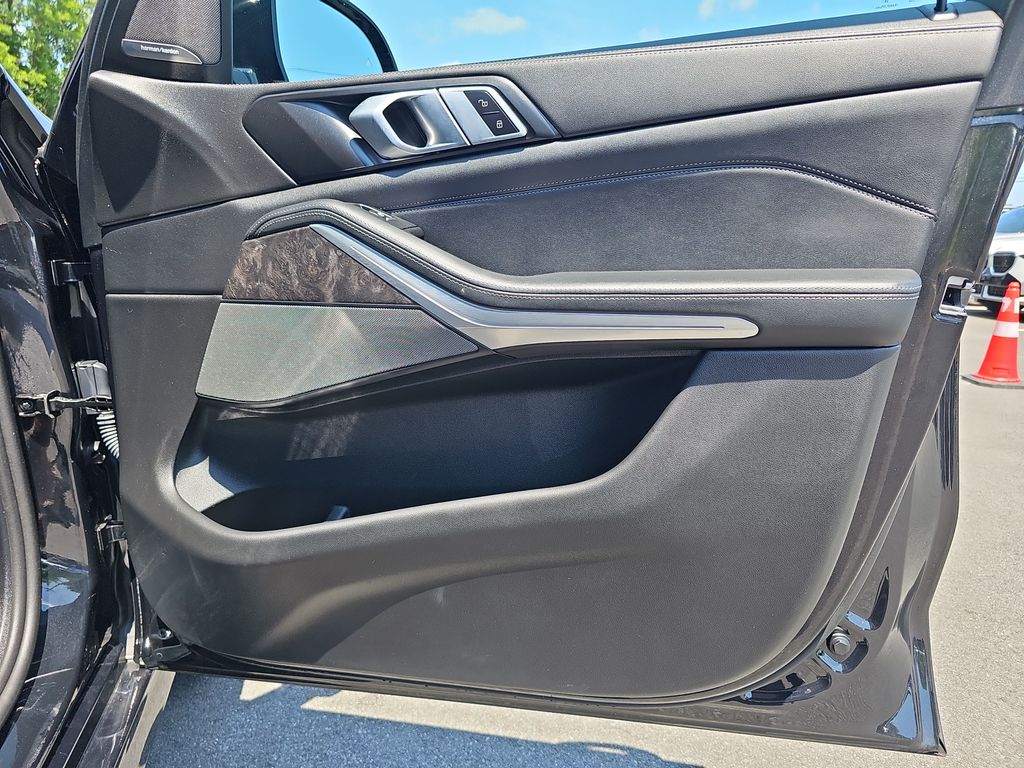 2025 BMW X5 40i - Photo 22