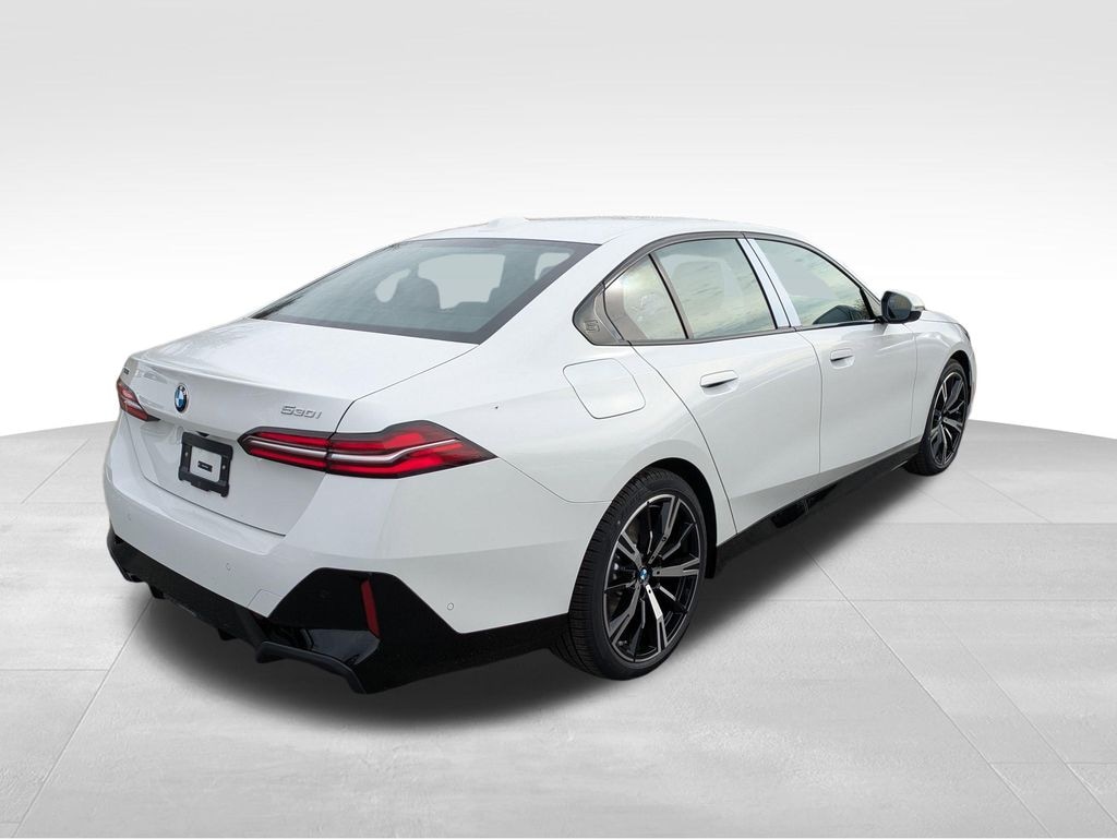 New 2026 BMW 530i xDrive Sedan