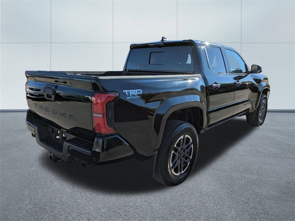 2024 Toyota Tacoma TRD Sport photo 2
