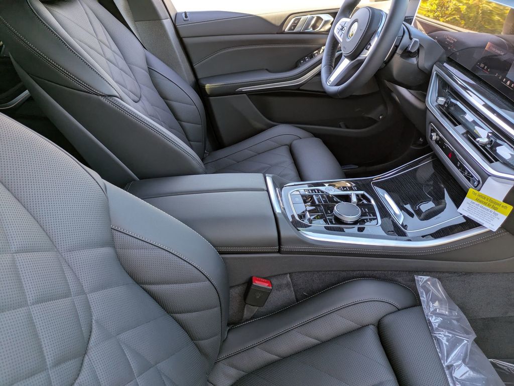 2026 BMW X5 50e - Photo 38