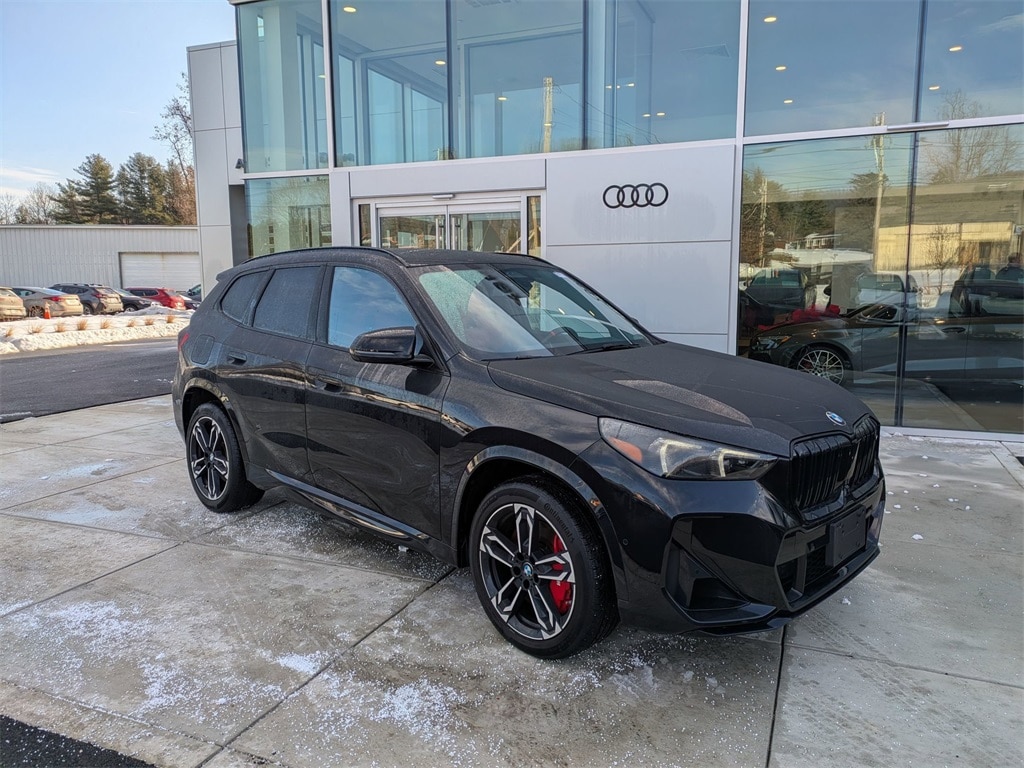 2025 BMW X1 M35i's photo