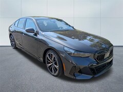 2026 BMW 550e xDrive Sedan