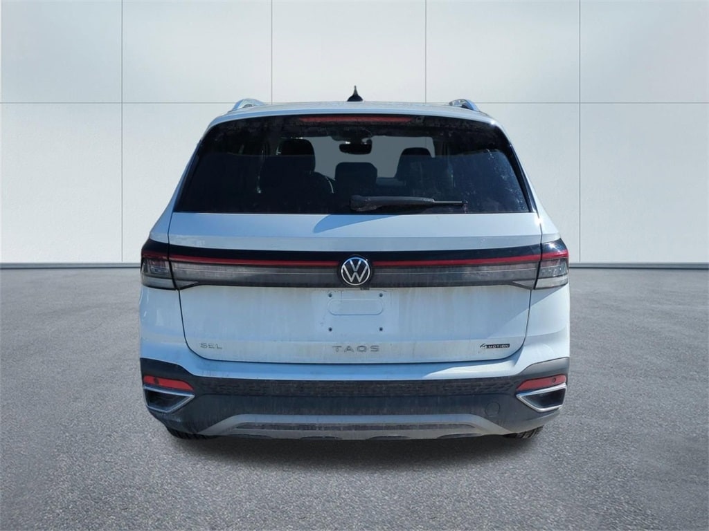 Used 2025 Volkswagen Taos 1.5T SEL SUV