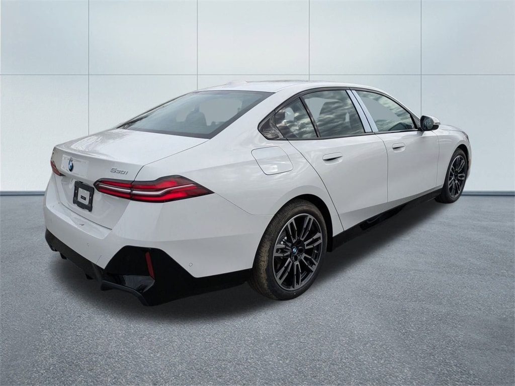 New 2026 BMW 530i xDrive Sedan