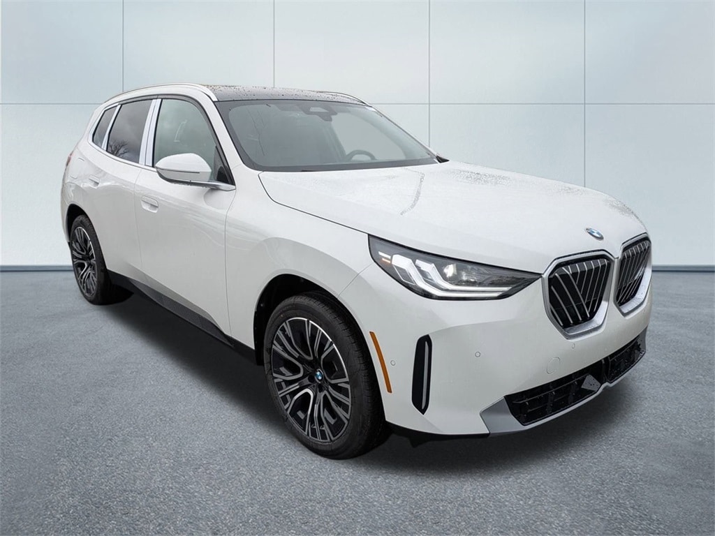 2026 BMW X3 30's photo