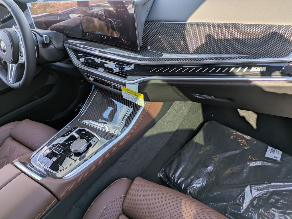 2026 BMW X5 M60i - Photo 38