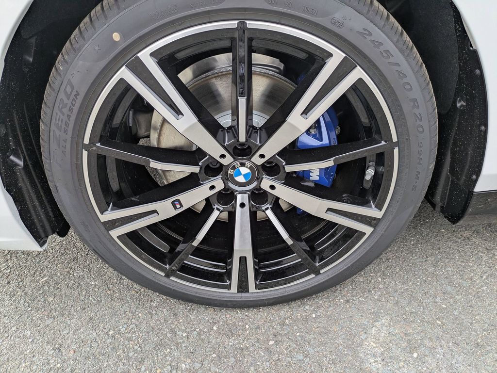 2026 BMW 5 Series 530i - Photo 10