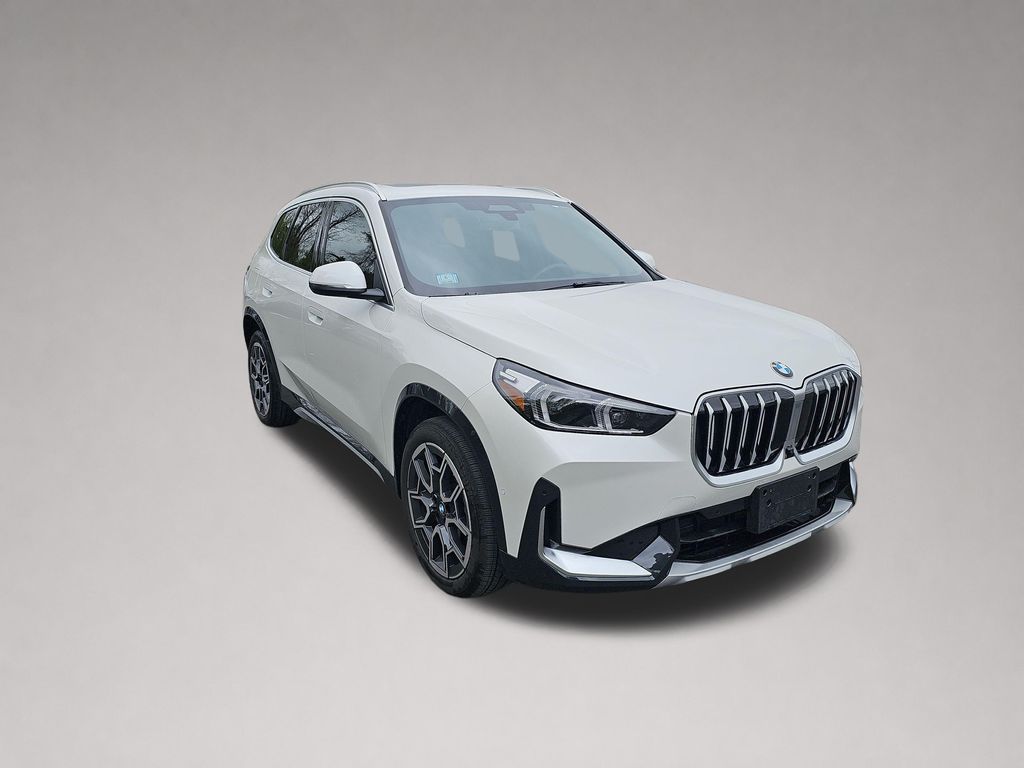 2025 BMW X1 xDrive28i's photo