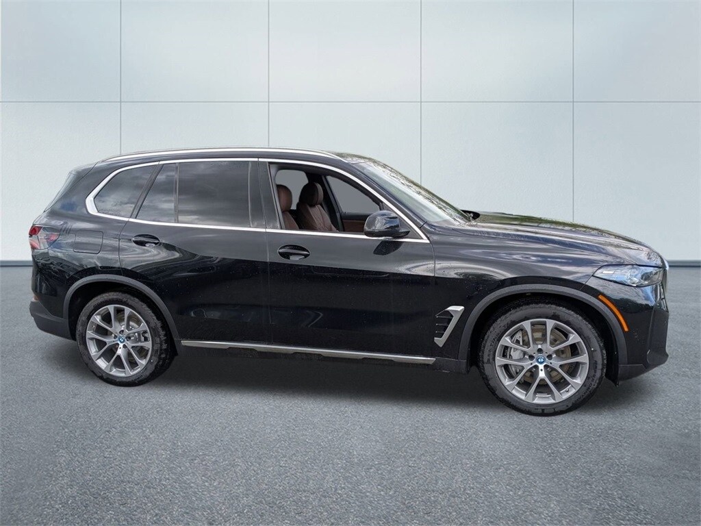2025 Bmw X5 xDrive50e photo 2