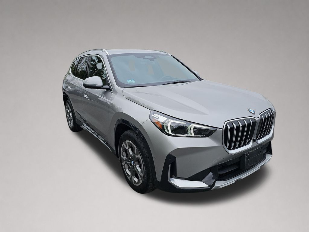 2026 BMW X1 xDrive28i's photo