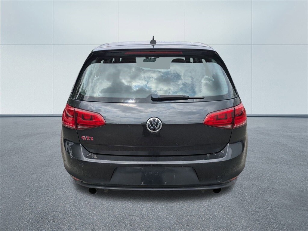 2017 Volkswagen Golf GTI SE photo 4