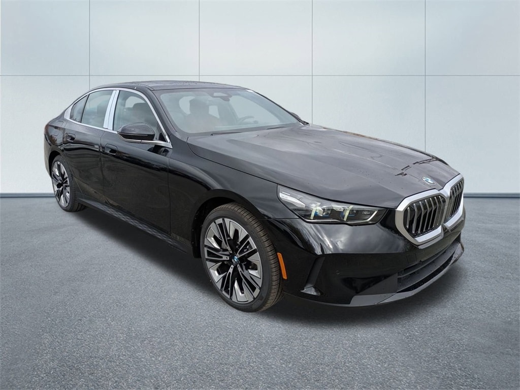 New 2026 BMW 530i xDrive Sedan