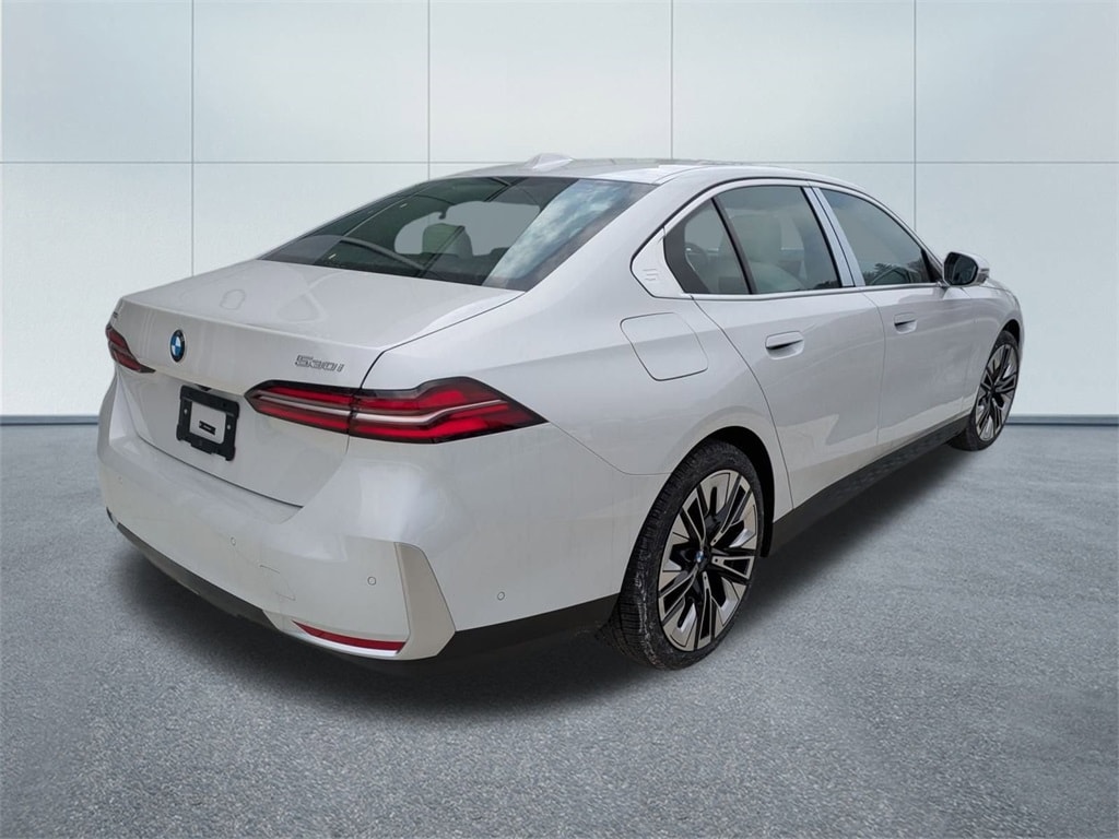 New 2026 BMW 530i xDrive Sedan
