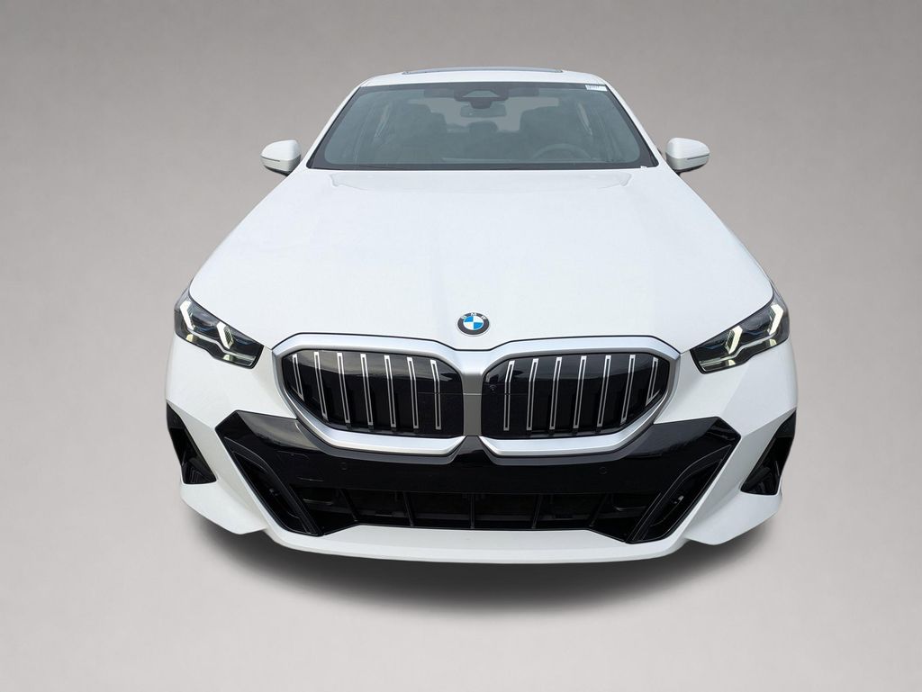 2026 BMW 5 Series 530i - Photo 9