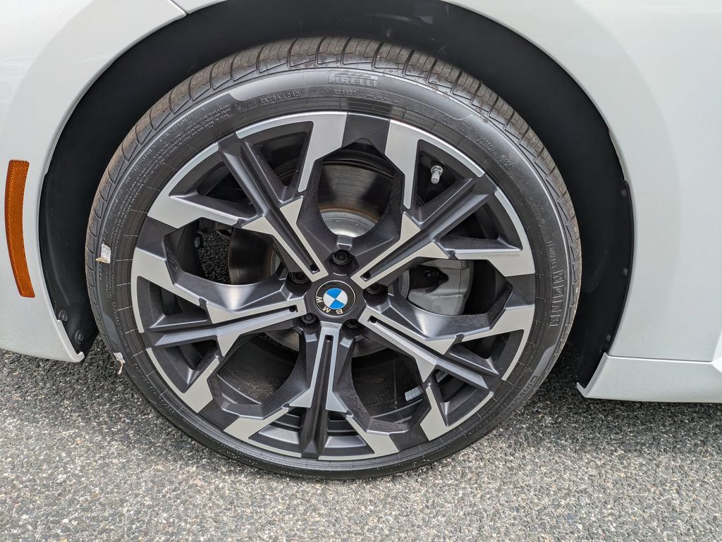 2025 BMW 2 Series 230i - Photo 10