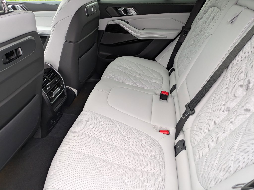 2026 BMW X5 40i - Photo 31