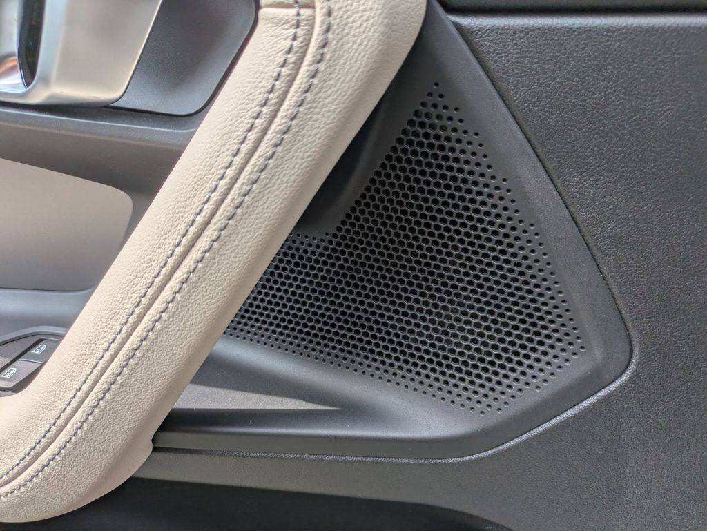 2025 BMW 2 Series 230i - Photo 14