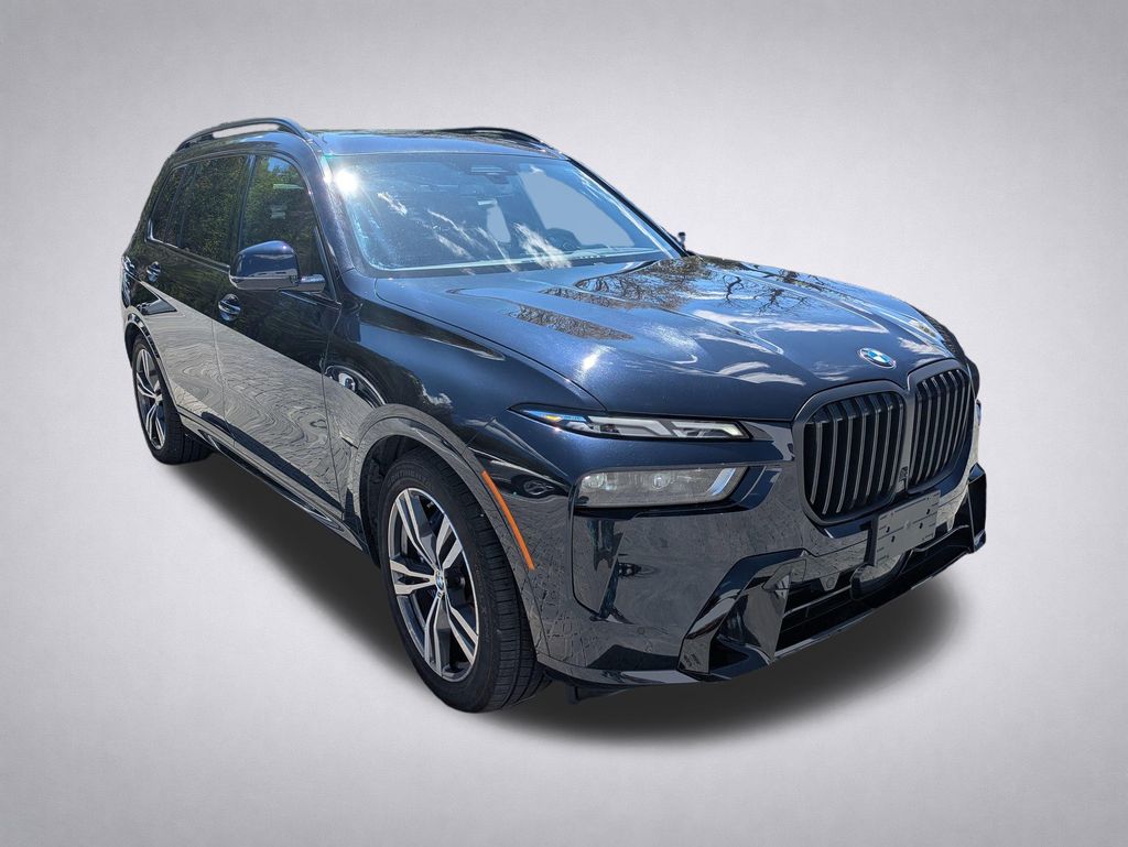 2026 BMW X7 xDrive40i's photo