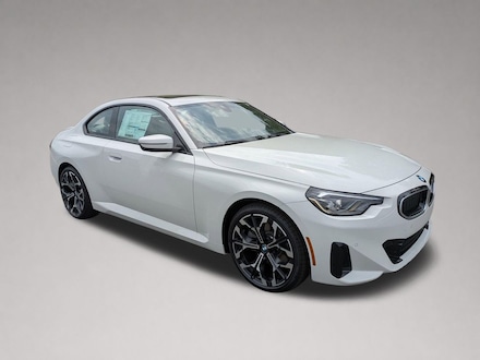 2025 BMW 230i xDrive Coupe