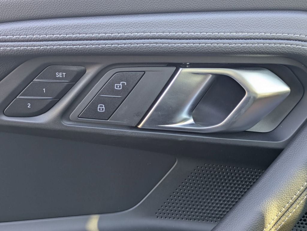 2025 BMW 2 Series 230i - Photo 12