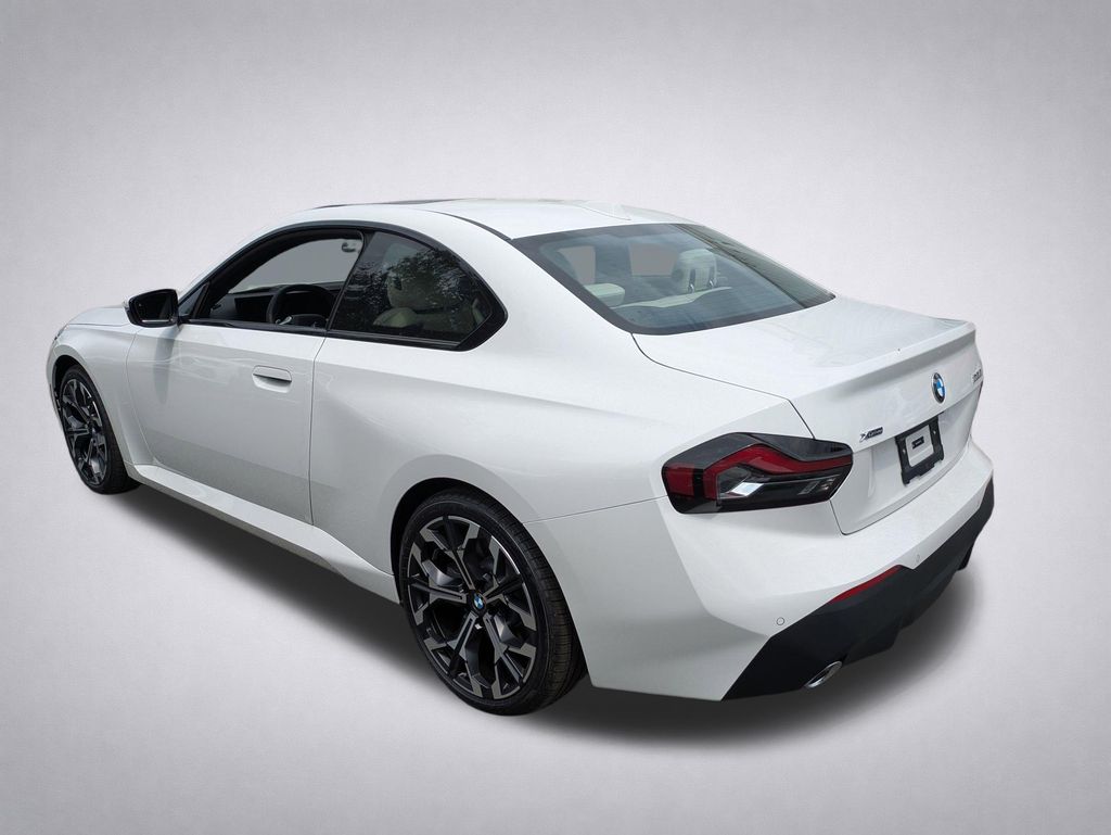 2025 BMW 2 Series 230i - Photo 6