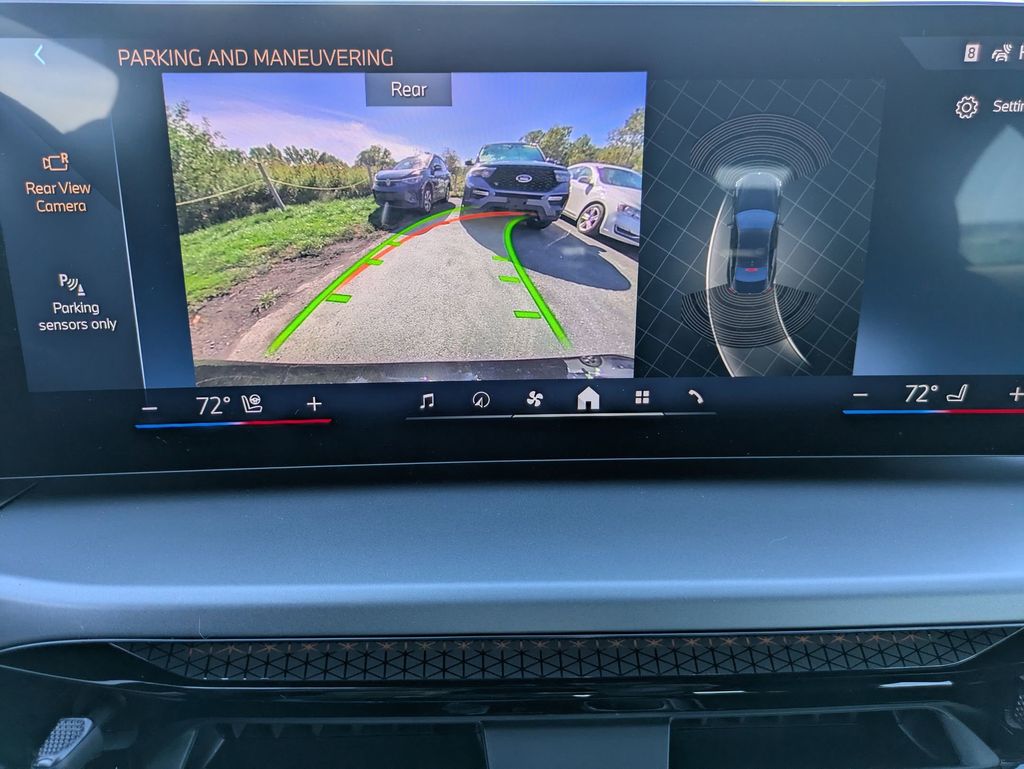 2025 BMW 2 Series 230i - Photo 26
