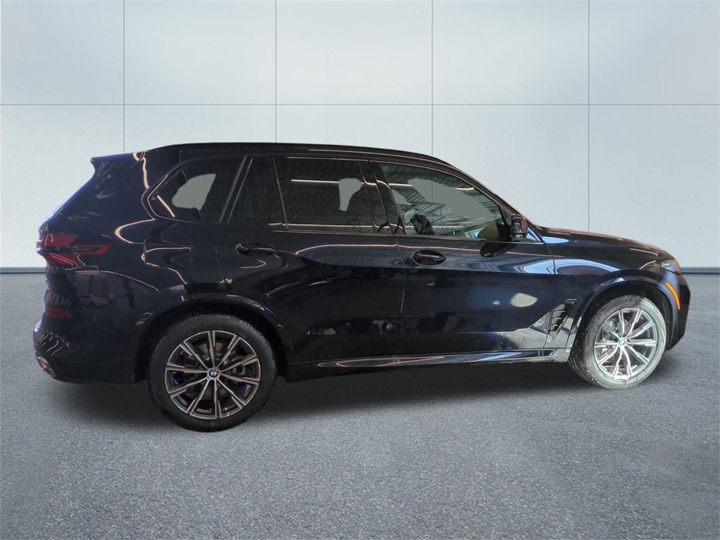 New 2026 BMW X5 xDrive40i SUV