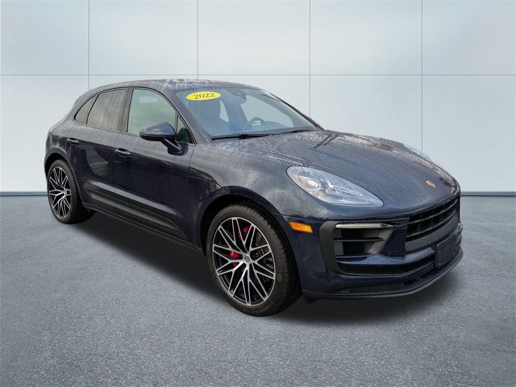 2022 Porsche Macan S